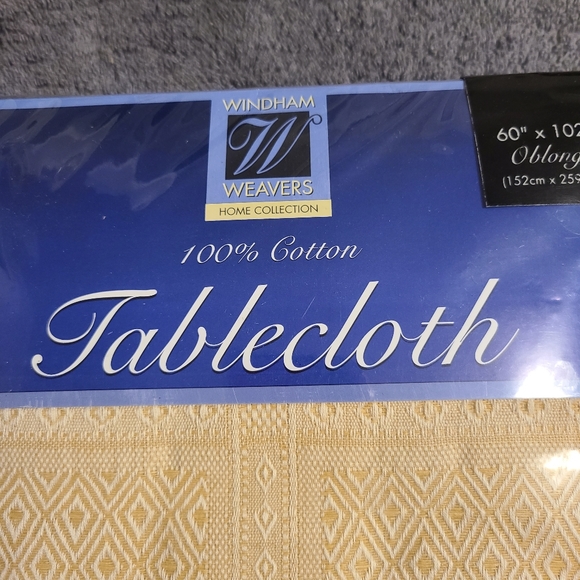Windham Weavers 100% Cotton Tablecloth - 60"x102" Oblong - Picture 4 of 8